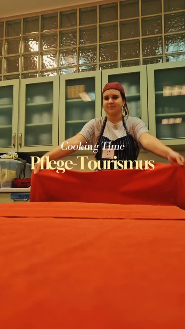 Unser Pflege- & Tourismusfachbereich 🍽️✨ Hier geht es um mehr als nur…