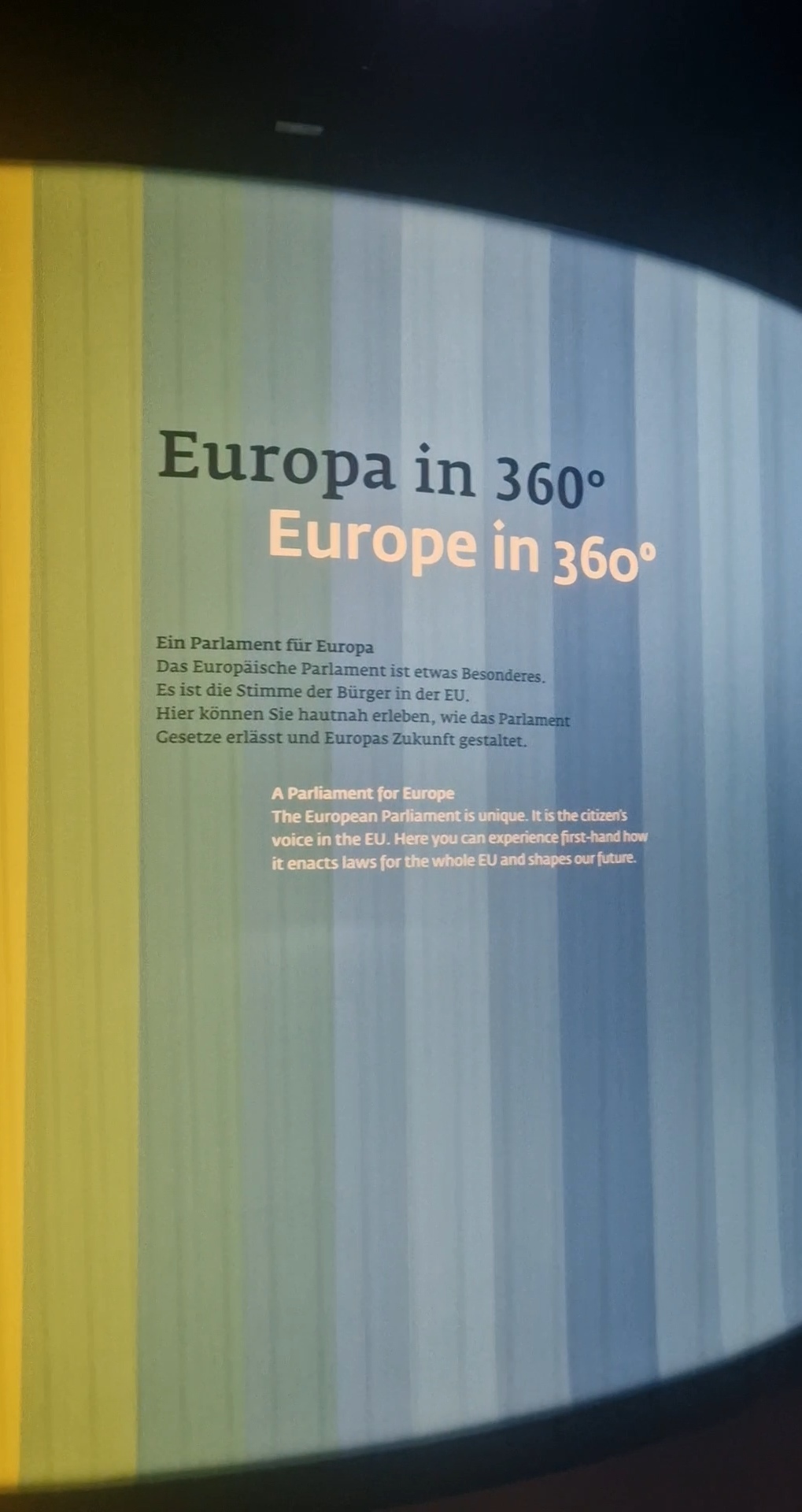 Infotafel „Europa in 360°“ über das Europäische Parlament als Stimme der Bürgerinnen und Bürger